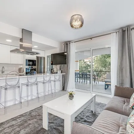 By Riva - Elegant, 2 Bedroom In Dama De Noche Puerto Banus Apartment