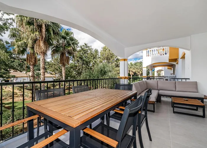By Riva - Elegant, 2 Bedroom In Dama De Noche Puerto Banus *
