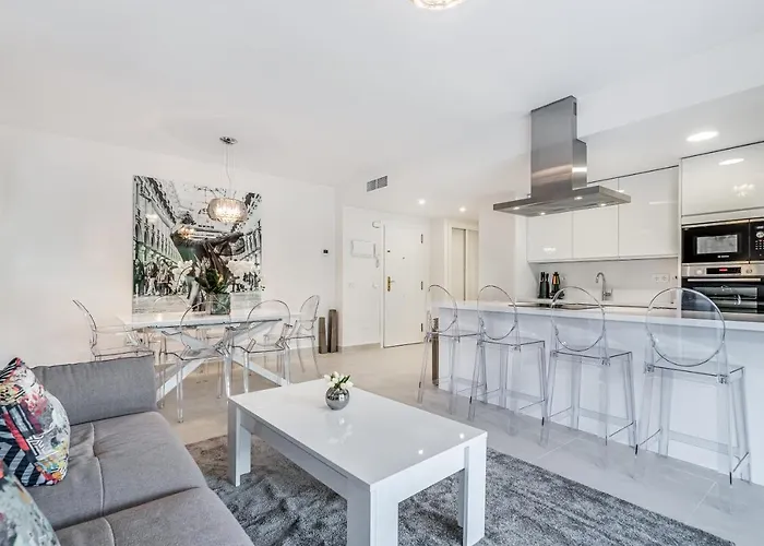 By Riva - Elegant, 2 Bedroom In Dama De Noche Puerto Banus * Marbella