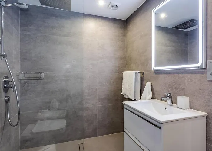 Апартаменти By Riva - Elegant, 2 Bedroom In Dama De Noche Puerto Banus *