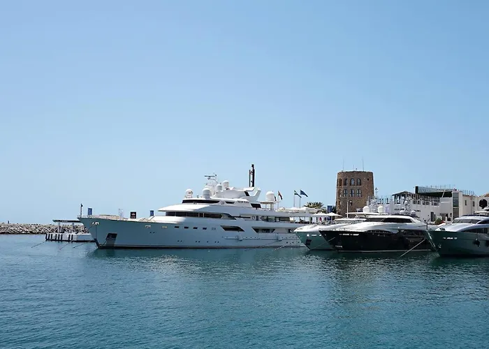 Апартаменти By Riva - Elegant, 2 Bedroom In Dama De Noche Puerto Banus Марбелья